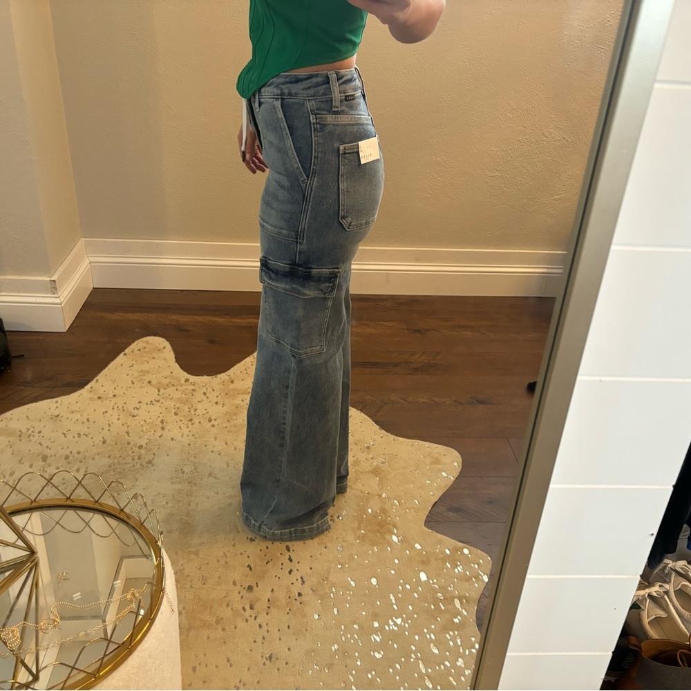 Boutique cargo jeans